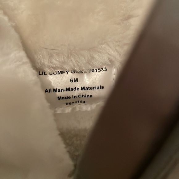 6M "lil comfy gems" baby boots! - Picture 4 of 4